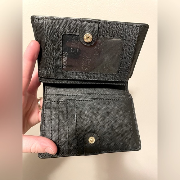 Michael Kors Wallet - Picture 3 of 3